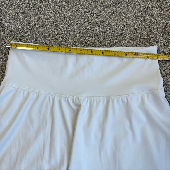 Old Navy White High Rise Pleated‎ Tennis Skort with Pocket, Size Medium - Picture 2 of 8